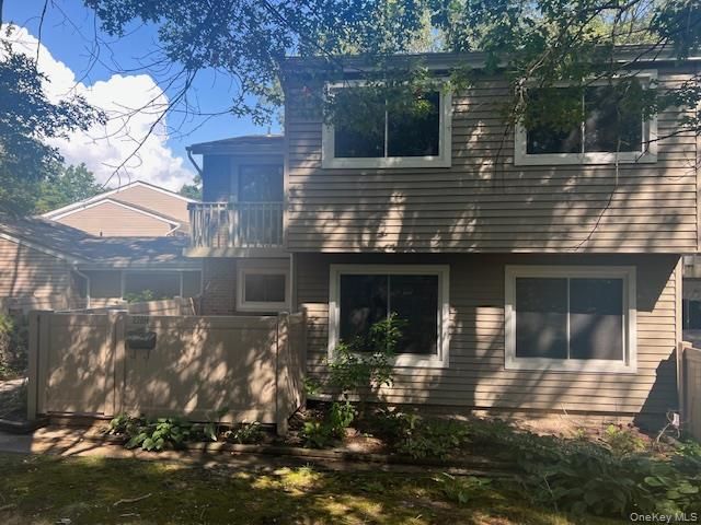 [Holbrook Real Estate, listing number 7203646]