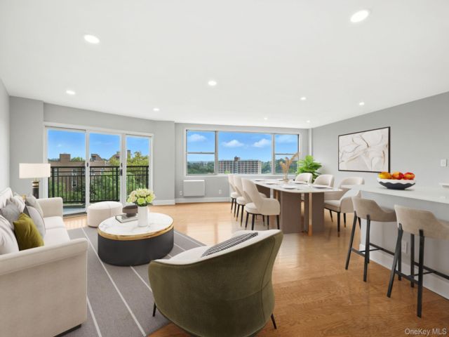  2 BR,  2.00 BTH &nbsp;Other style home in White Plains