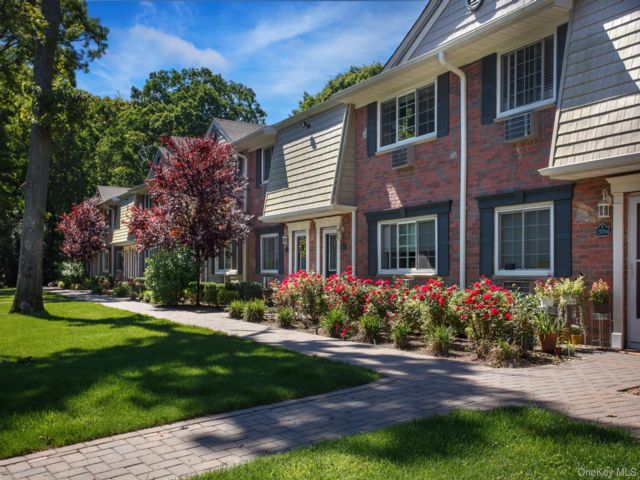 [Coram Real Estate, listing number 7207126]