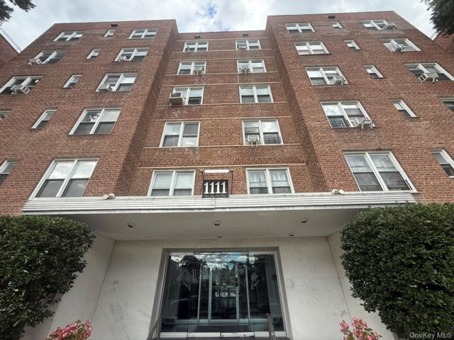 [Bronxville Real Estate, listing number 7207834]