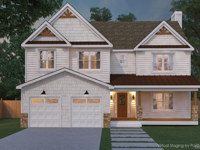  4 BR,  4.00 BTH &nbsp;Colonial style home in Slate Hill