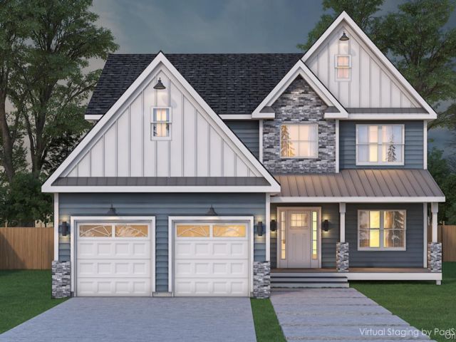  4 BR,  3.00 BTH &nbsp;Colonial style home in Slate Hill