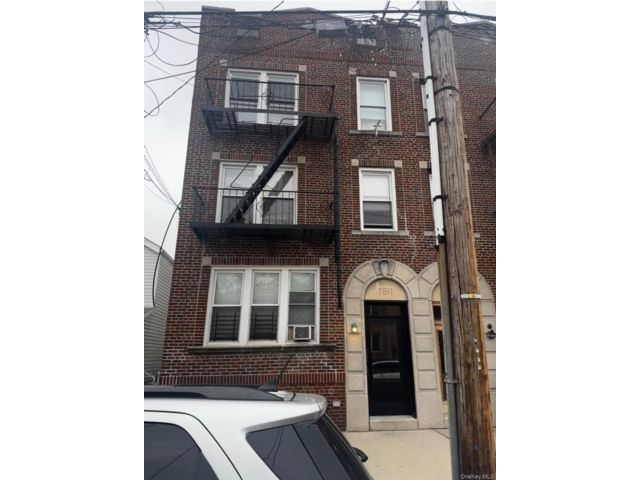 [Glendale Real Estate, listing number 7209345]