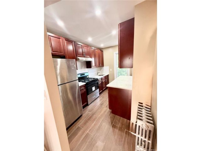  2 BR,  1.00 BTH &nbsp;Other style home in Richmond Hill