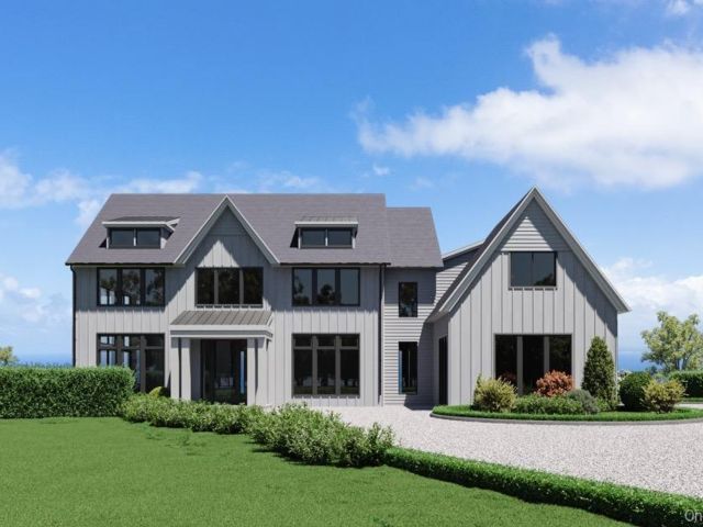 [East Moriches Real Estate, listing number 7211285]