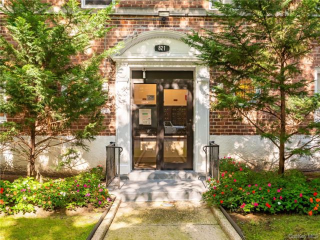 [Bronxville Real Estate, listing number 7211845]