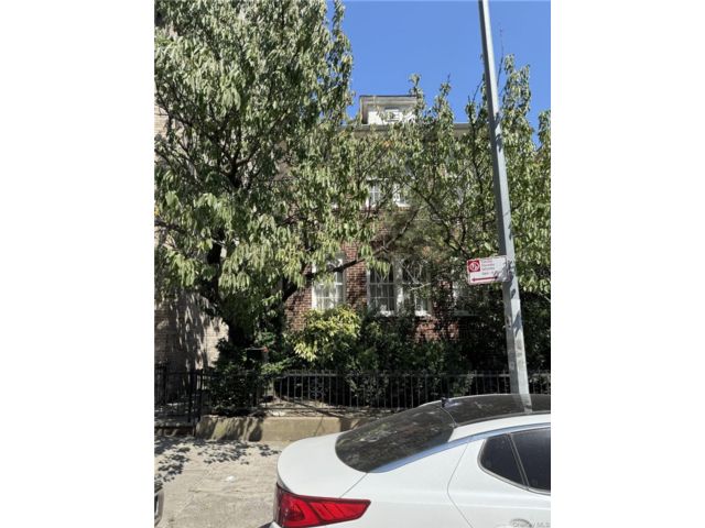 Studio,  0.00 BTH &nbsp;House style home in Madison