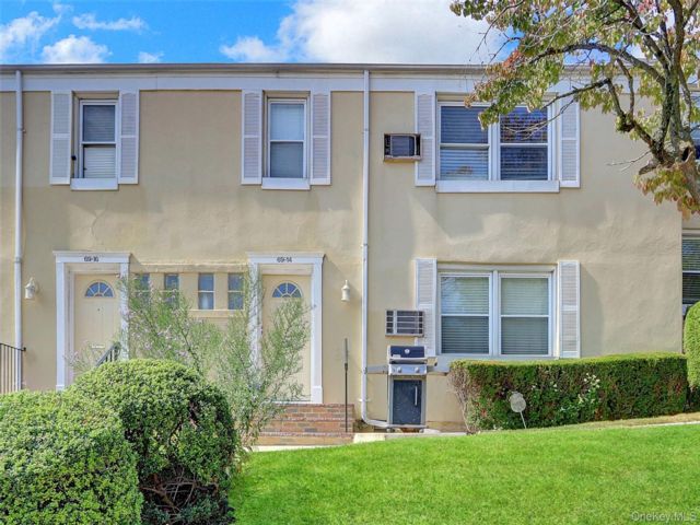 [Glen Oaks Real Estate, listing number 7213222]