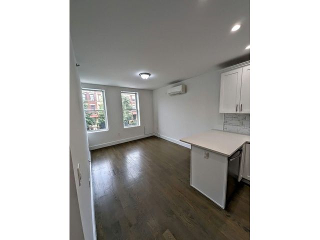 1 BR,  1.00 BTH &nbsp;House style home in Flatbush