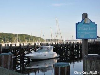  2 BR,  1.00 BTH &nbsp;Colonial style home in Northport