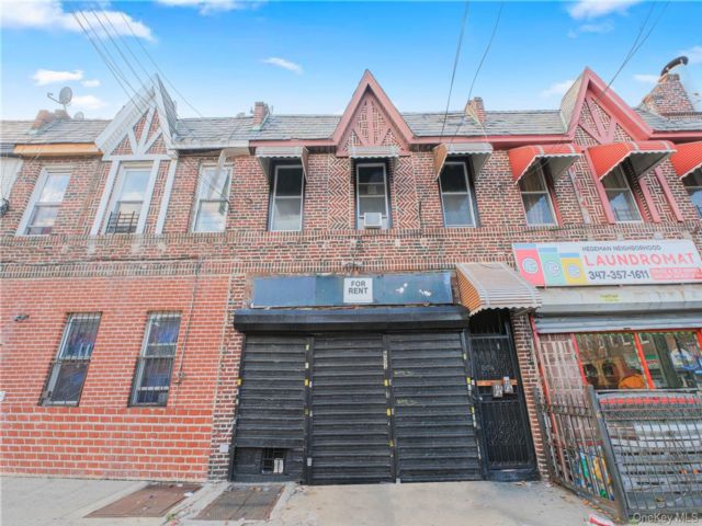 Studio,  0.00 BTH &nbsp;House style home in East New York