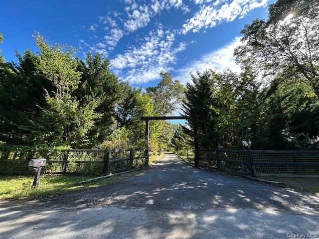  4 BR,  1.00 BTH &nbsp;Cape cod style home in Medford