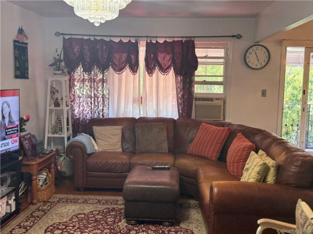 [Ozone Park Real Estate, listing number 7219048]