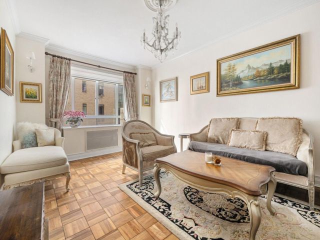 1 BR,  1.00 BTH &nbsp;House style home in New York (manhattan)