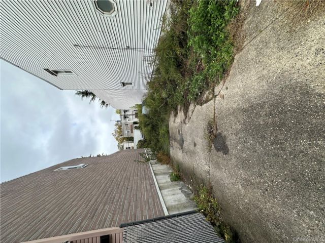 [Glendale Real Estate, listing number 7219955]