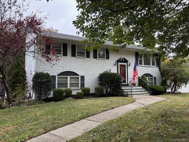  3 BR,  2.00 BTH &nbsp;Hi ranch style home in Oakdale