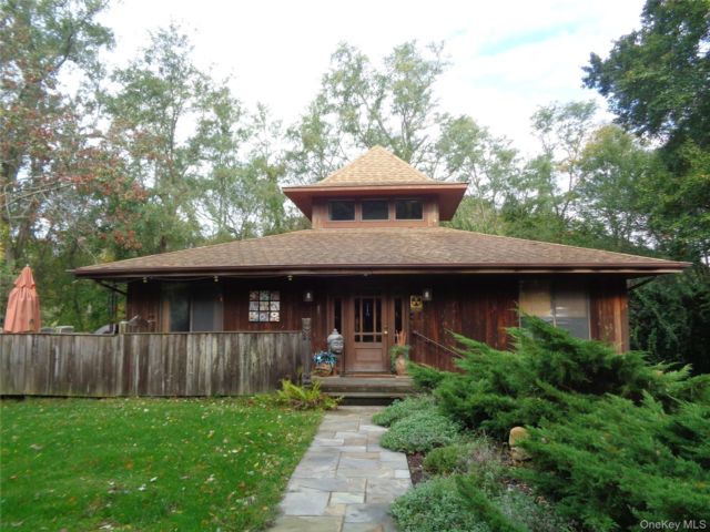 [Wading River Real Estate, listing number 7220320]