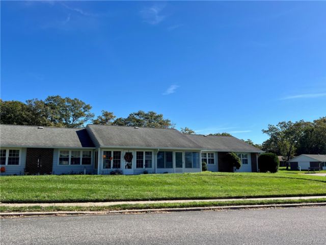 [Ridge Real Estate, listing number 7220743]