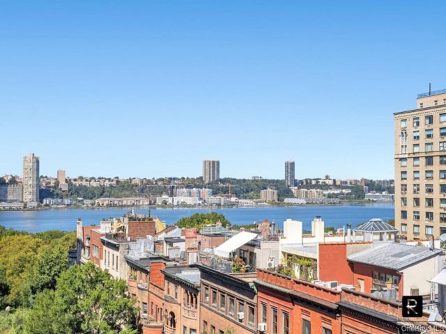  2 BR,  3.00 BTH &nbsp;Other style home in New York (manhattan)