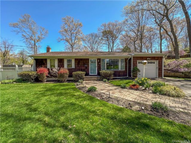 [Wading River Real Estate, listing number 7221272]