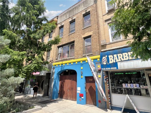 Studio,  0.00 BTH &nbsp;Other style home in Ridgewood