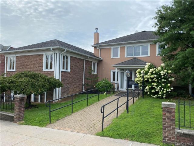 Studio,  0.00 BTH &nbsp;House style home in Esplanade