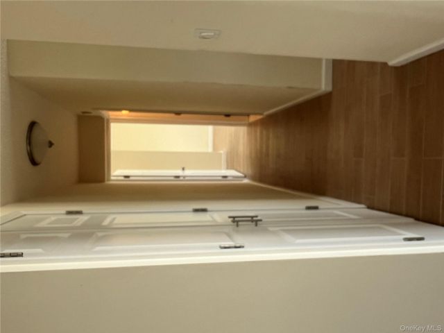 [PHOTO]
