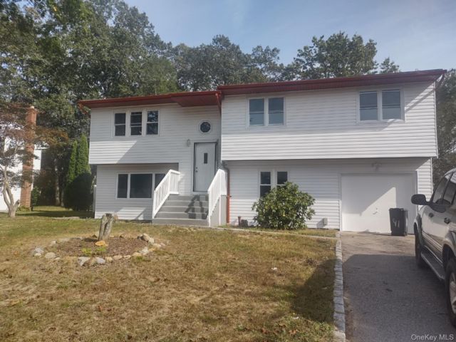 [Ridge Real Estate, listing number 7223734]