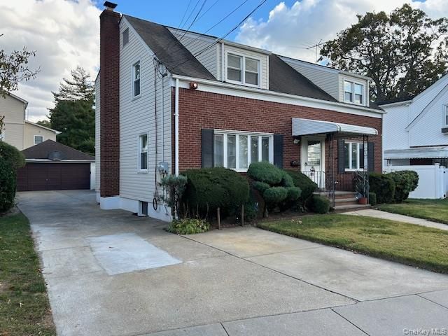 [Valley Stream Real Estate, listing number 7223940]