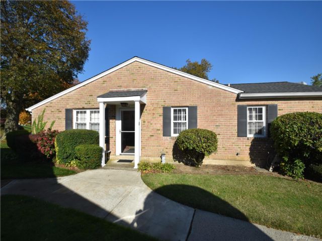 [Amityville Real Estate, listing number 7223955]