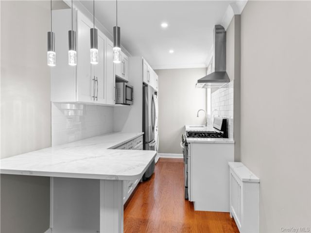 [Bronxville Real Estate, listing number 7224079]