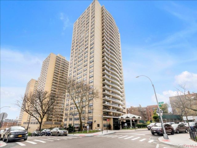  1 BR,  1.00 BTH &nbsp;Other style home in Forest Hills