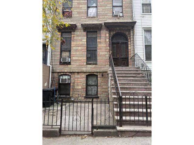 Studio,  0.00 BTH &nbsp;House style home in Bedford Stuyvesant