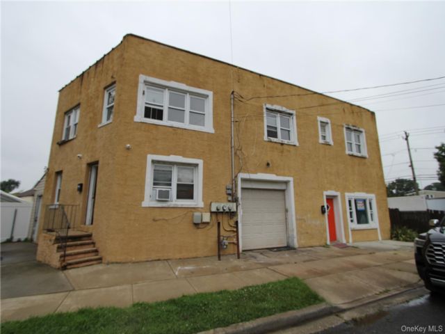 [Freeport Real Estate, listing number 7225534]