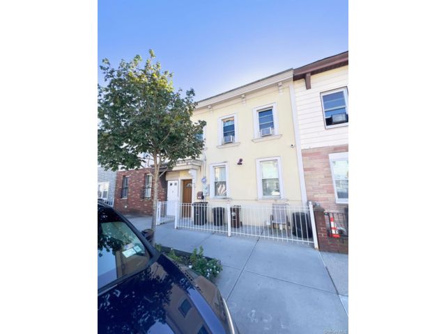 [Ozone Park Real Estate, listing number 7225577]