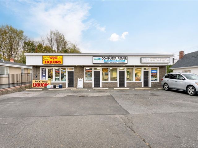 Studio,  0.00 BTH &nbsp;Commercial style home in Rocky Point
