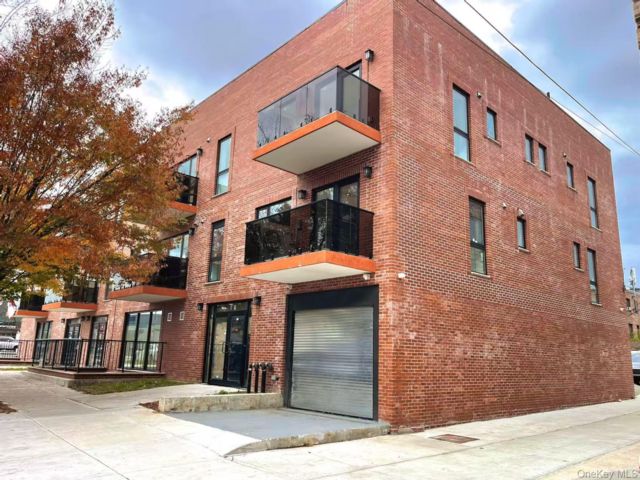 Studio,  0.00 BTH &nbsp;House style home in Flushing