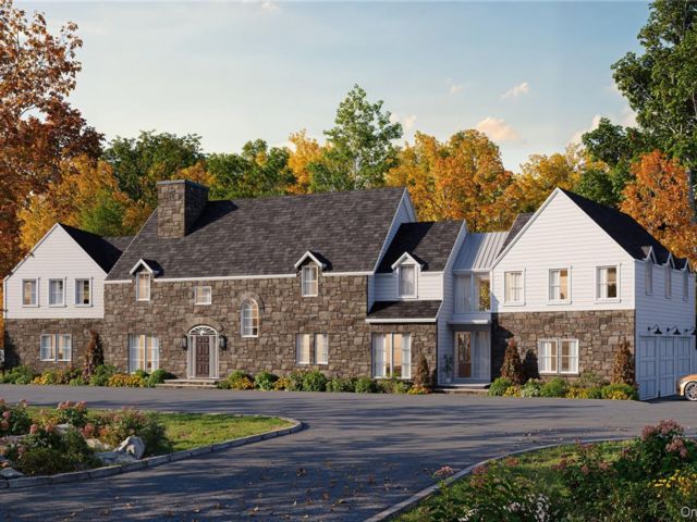  7 BR,  8.00 BTH &nbsp;Colonial style home in Scarsdale