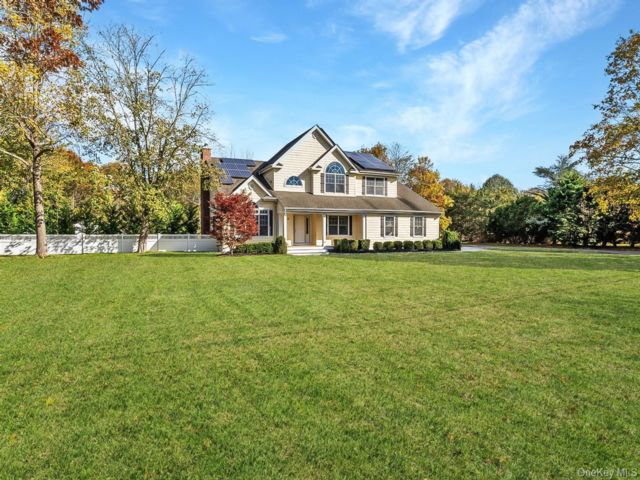 [East Moriches Real Estate, listing number 7227095]