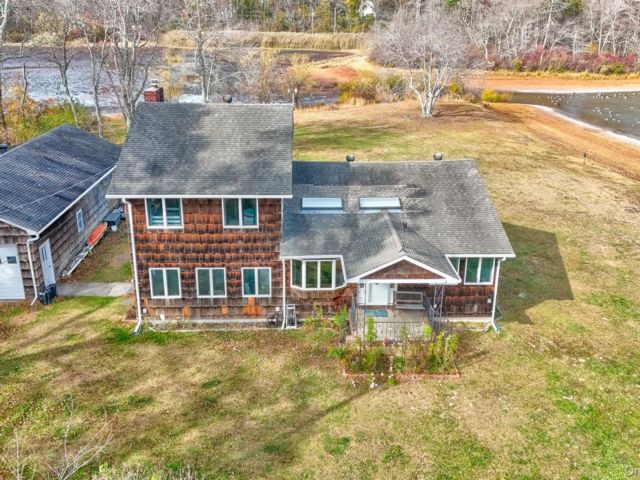 [Middle Island Real Estate, listing number 7227151]