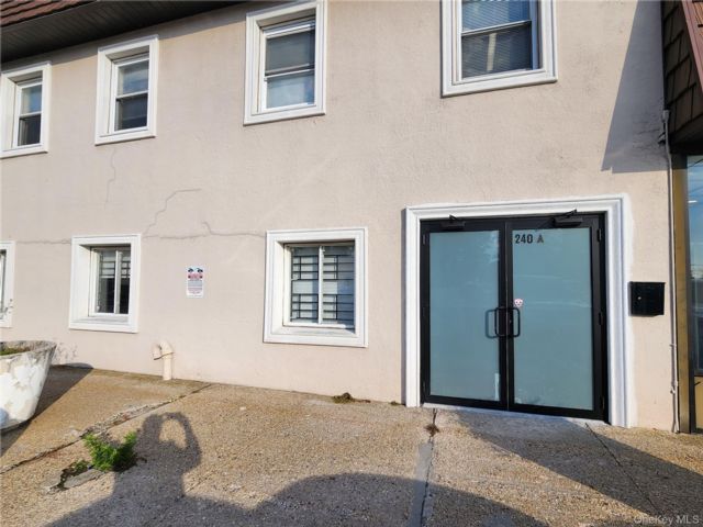 Studio,  0.00 BTH &nbsp;House style home in Hicksville