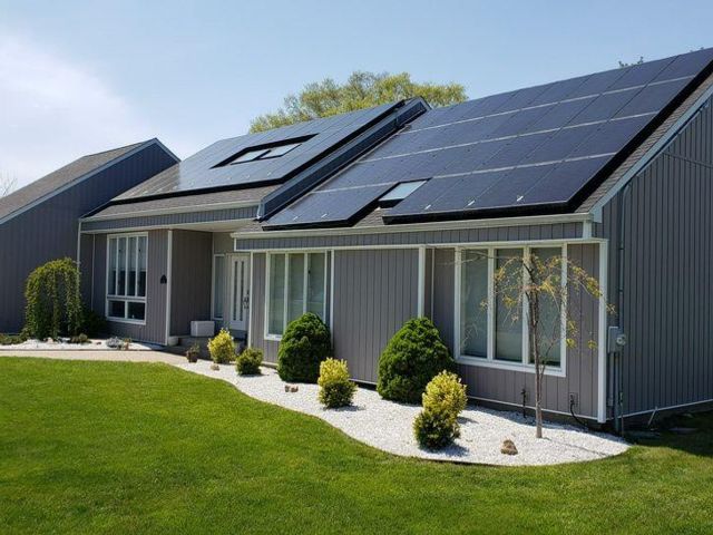  3 BR,  3.00 BTH &nbsp;Exp ranch style home in Miller Place