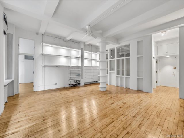  2 BR,  1.00 BTH &nbsp;Other style home in New York (manhattan)