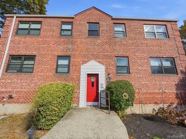 [Howard Beach Real Estate, listing number 7228883]