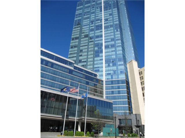[White Plains Real Estate, listing number 7229389]