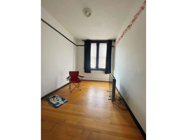 [PHOTO]