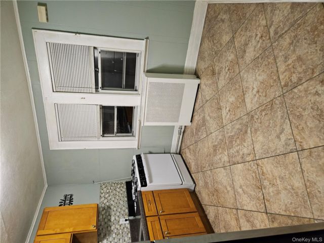  3 BR,  1.00 BTH &nbsp;Modern style home in Hollis