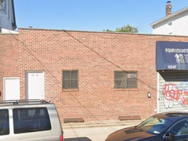 Studio,  0.00 BTH &nbsp;House style home in College Point