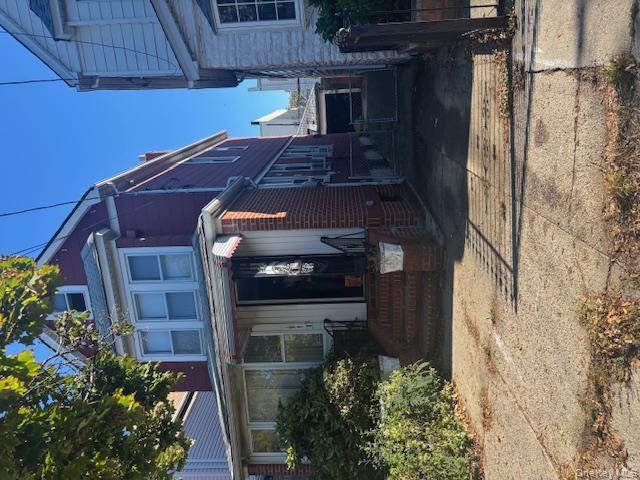  6 BR,  2.00 BTH &nbsp;Other style home in Richmond Hill