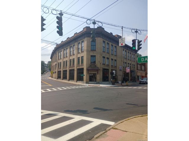 [Liberty Real Estate, listing number 7230733]